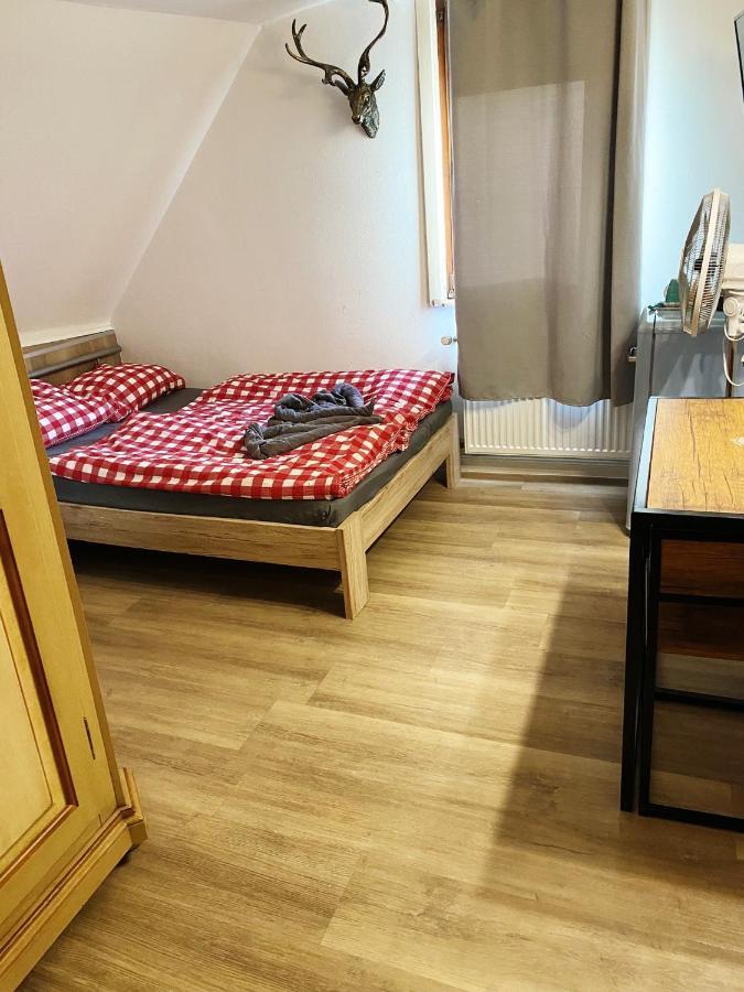 Hotel Waldhorn Stuttgart Ngoại thất bức ảnh