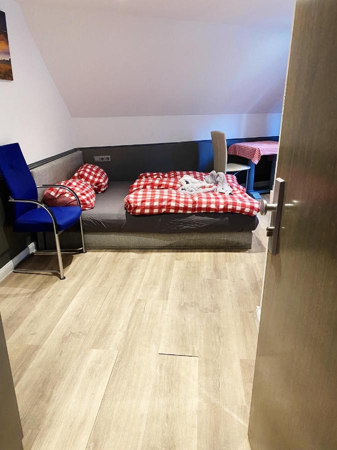 Hotel Waldhorn Stuttgart Ngoại thất bức ảnh